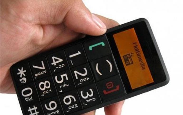 Выбираем телефон с большими кнопками для пожилых людей